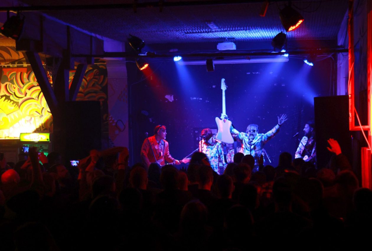 Let 3 Prostor Zlatko Vrzan 28 Let 3 Prostor Zlatko Vrzan 28