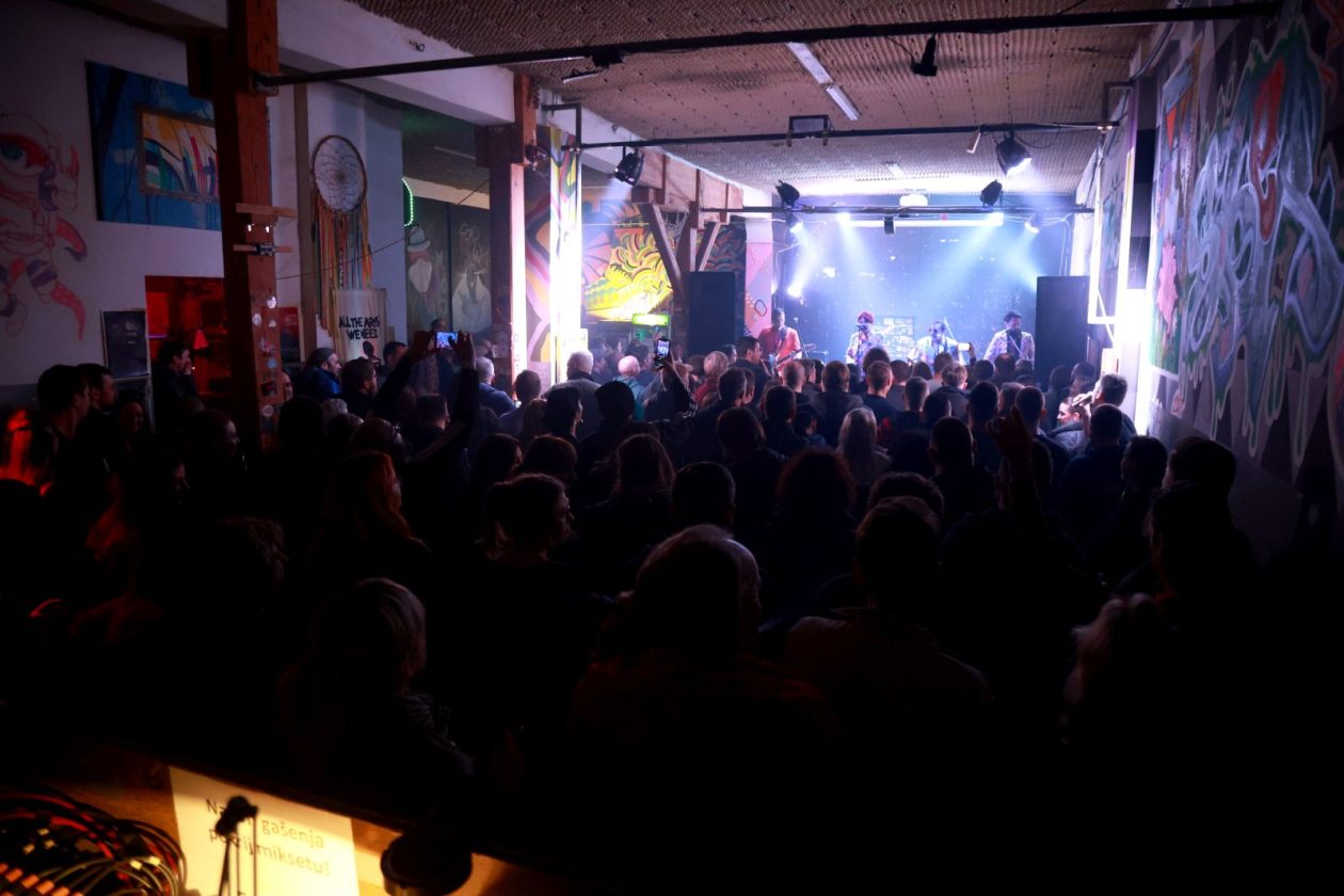 Let 3 Prostor Zlatko Vrzan 34 Let 3 Prostor Zlatko Vrzan 34