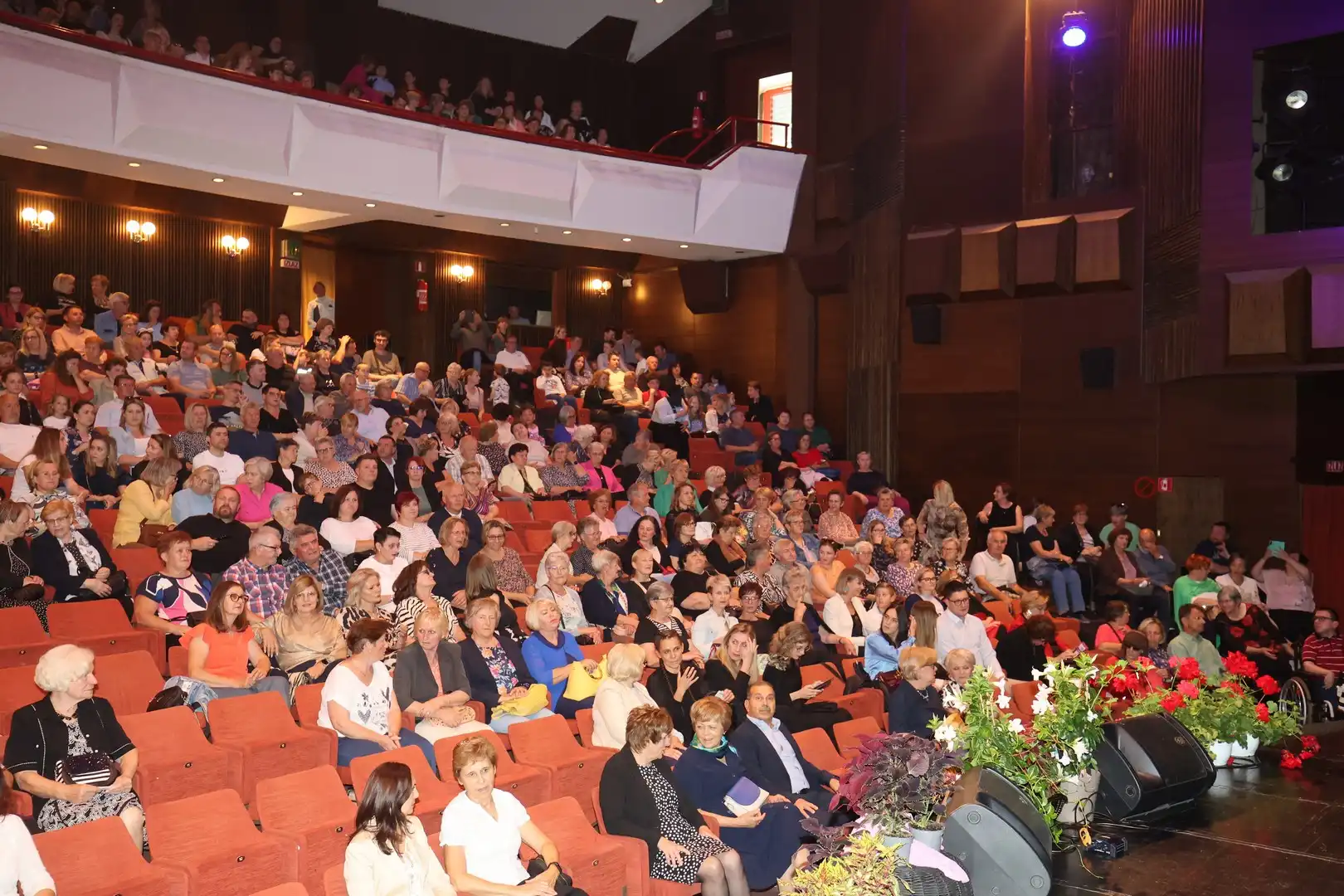 Liga protiv raka koncert 2024 (62) Liga protiv raka koncert 2024 (62)