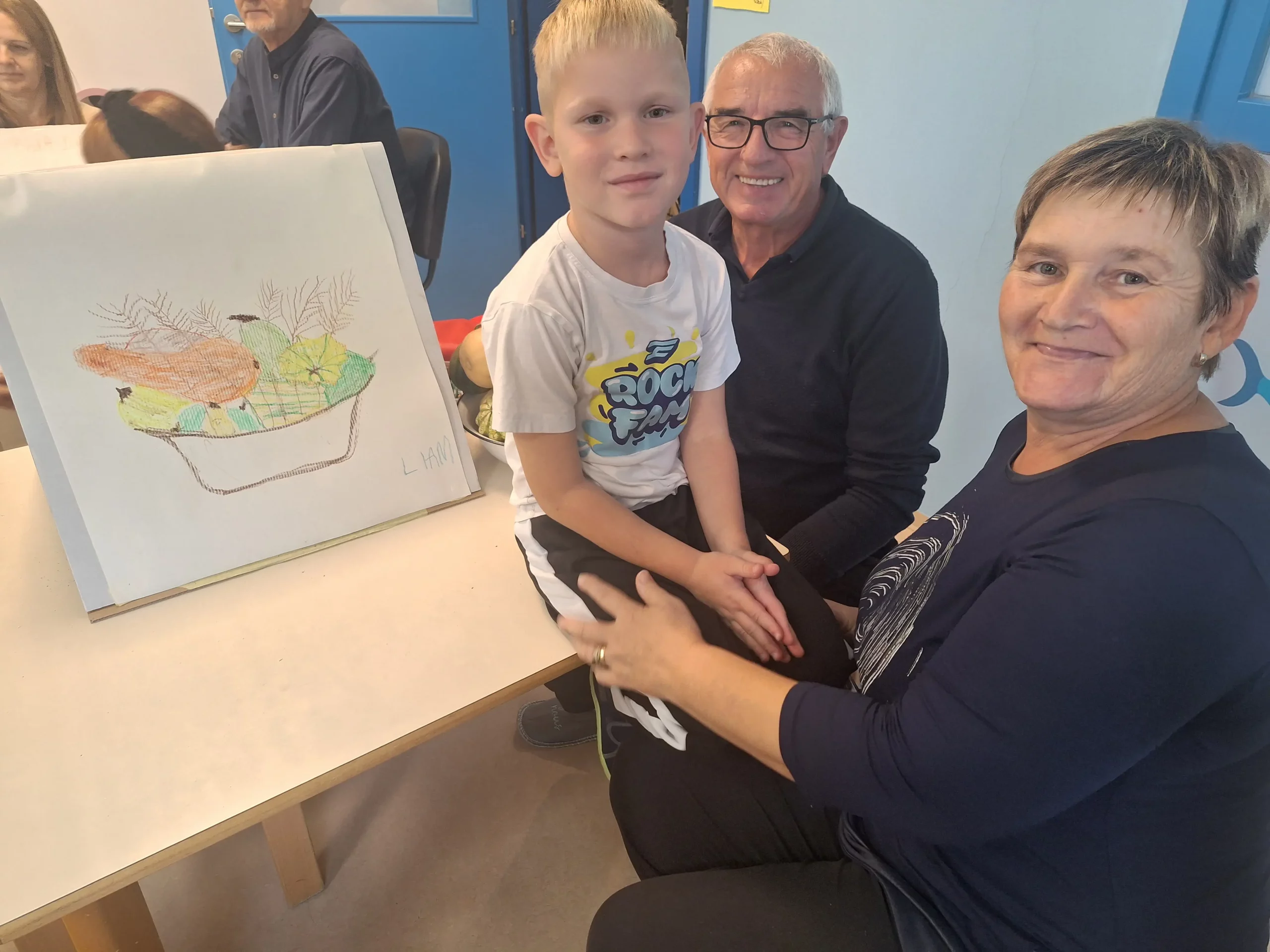 Likovna radionica s bakama i djedovima u DV ‘Maslačak’ povodom Međunarodnog dana starijih osoba (2)