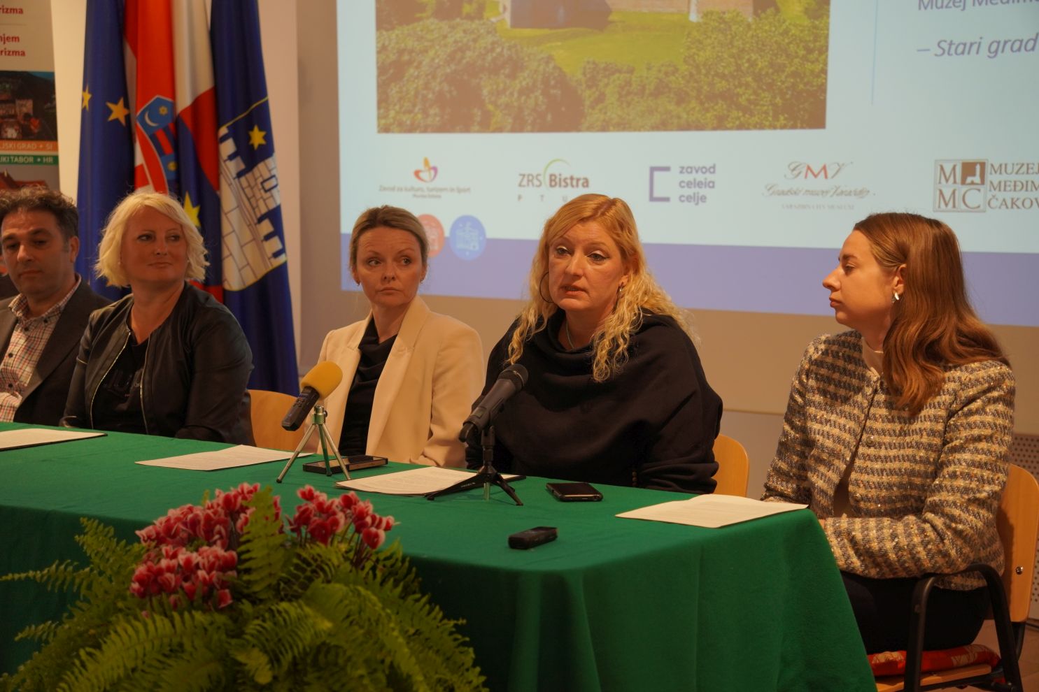 Living Castles 2 (4) Maša Hrustek Sobočan Living Castles 2 (4) Maša Hrustek Sobočan