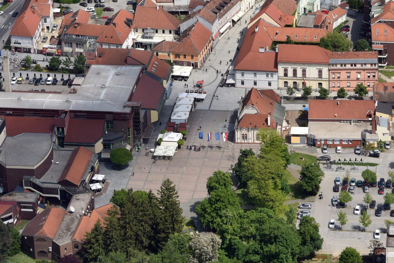 Ljerka Cividini, Trg Republike (1) Ljerka Cividini, Trg Republike (1)