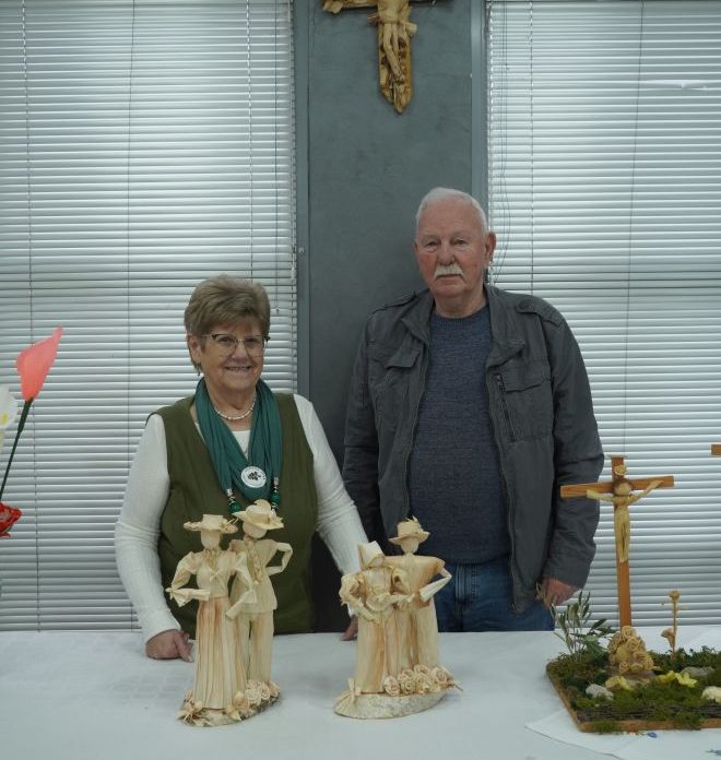 Ljerka i Josip Lončarić ukrasi (7) Ljerka i Josip Lončarić ukrasi (7)