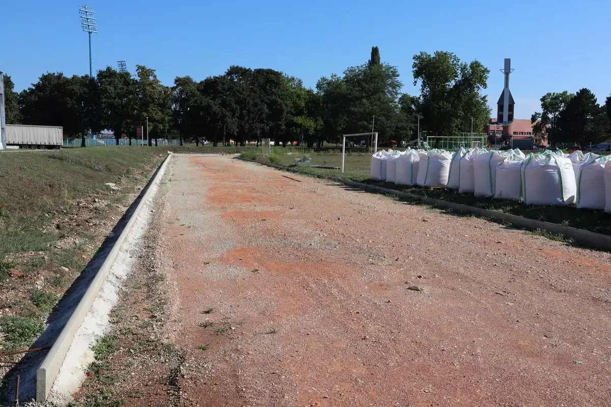 Ljetne renovacije osnovnih i srednjih škola (16)