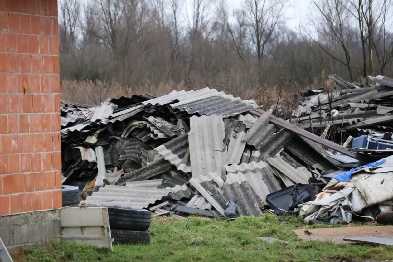 Lončarevo naselje Podturen 5 azbest