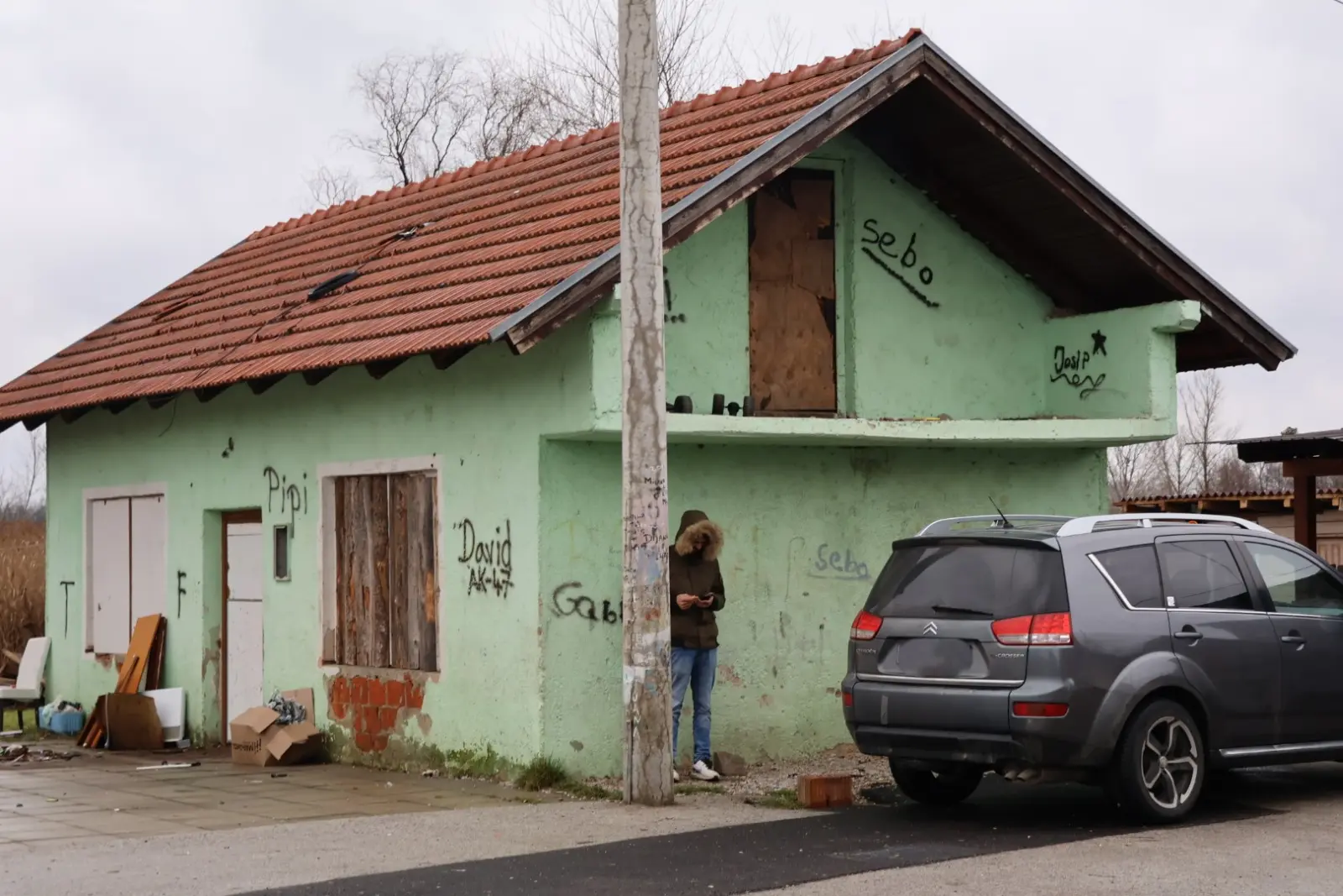 Lončarevo naselje Podturen Stari vrtić 13