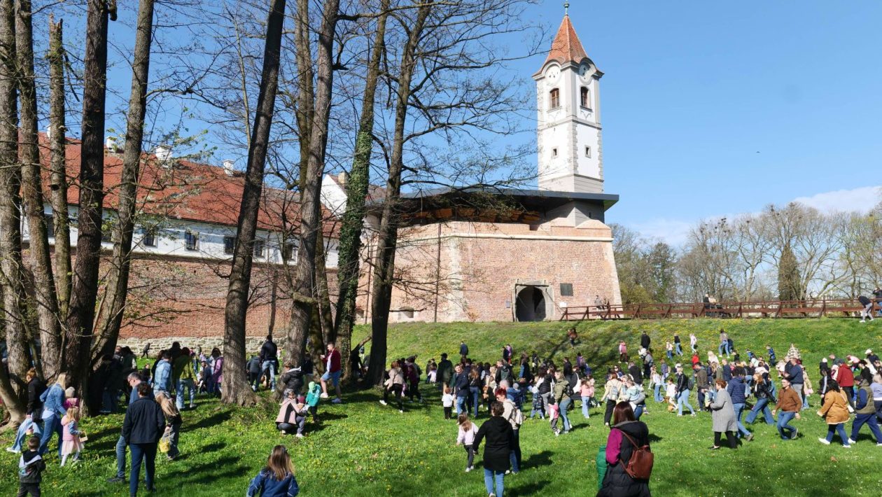 Lov na jaja Perivoj zrinski 2026 (20) Lov na jaja Perivoj zrinski 2026 (20)