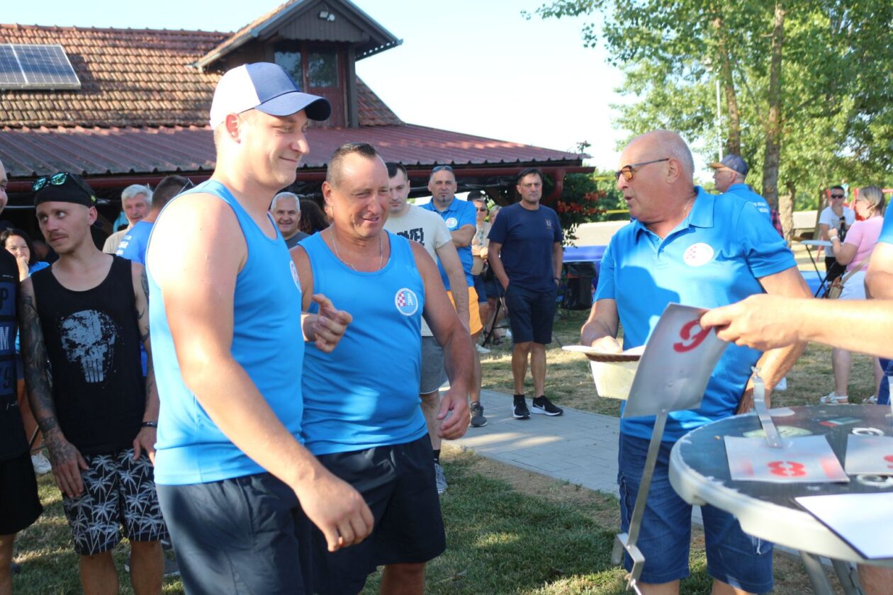 Lov na labuđe pero 2025 60