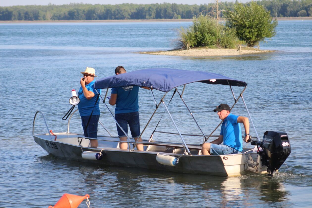 Lov na labuđe pero 2025 81