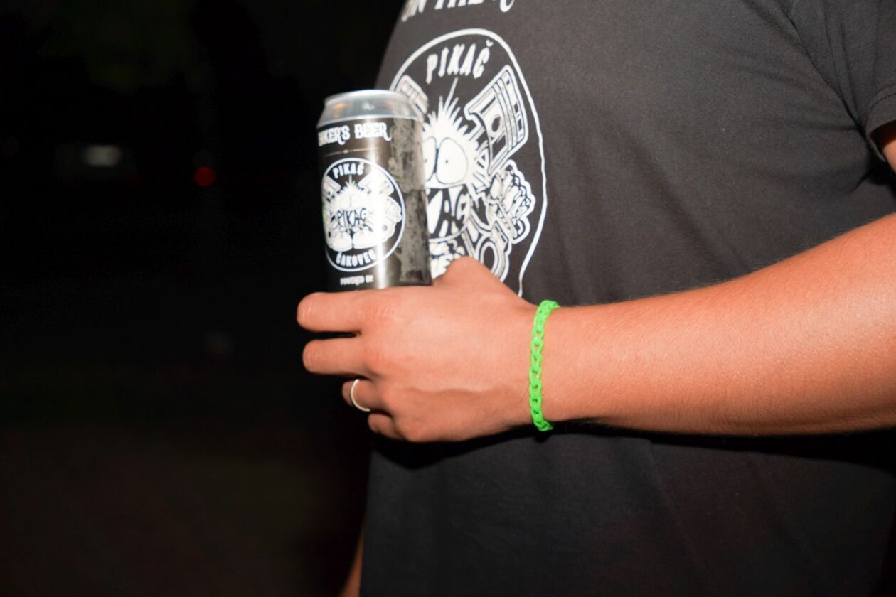 Lucija Mikec narukvice (10) Lucija Mikec narukvice (10)