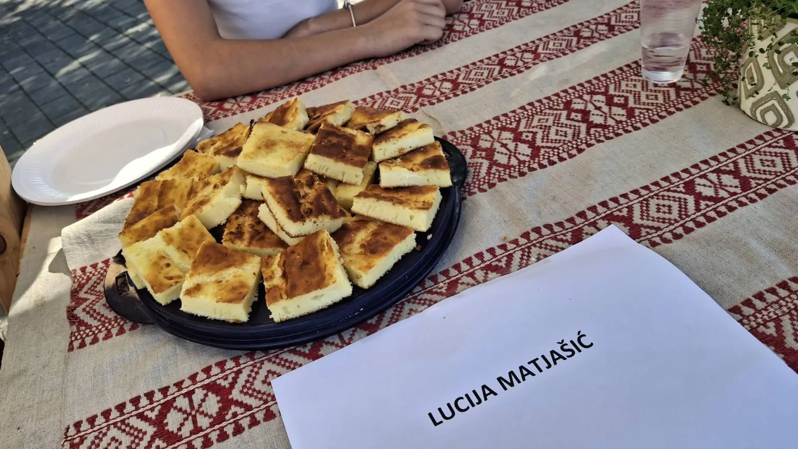 Lucija i Ingrid Matjašić, Mursko Središće, kolači, natjecanje (2)