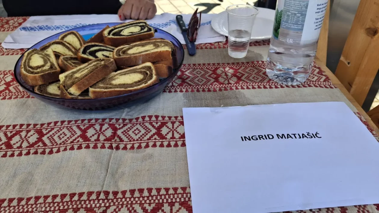 Lucija i Ingrid Matjašić, Mursko Središće, kolači, natjecanje (3)
