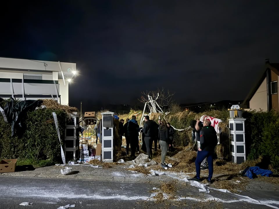 Ludilo uoči vjenčanja Potepanje u Križovcu i Železnoj Gori podiglo atmosferu (4) Ludilo uoči vjenčanja Potepanje u Križovcu i Železnoj Gori podiglo atmosferu (4)