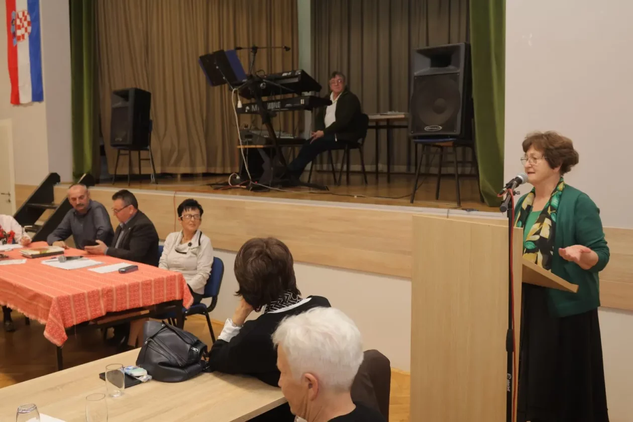 MAČKOVEC Umirovljenici (11) MAČKOVEC Umirovljenici (11)