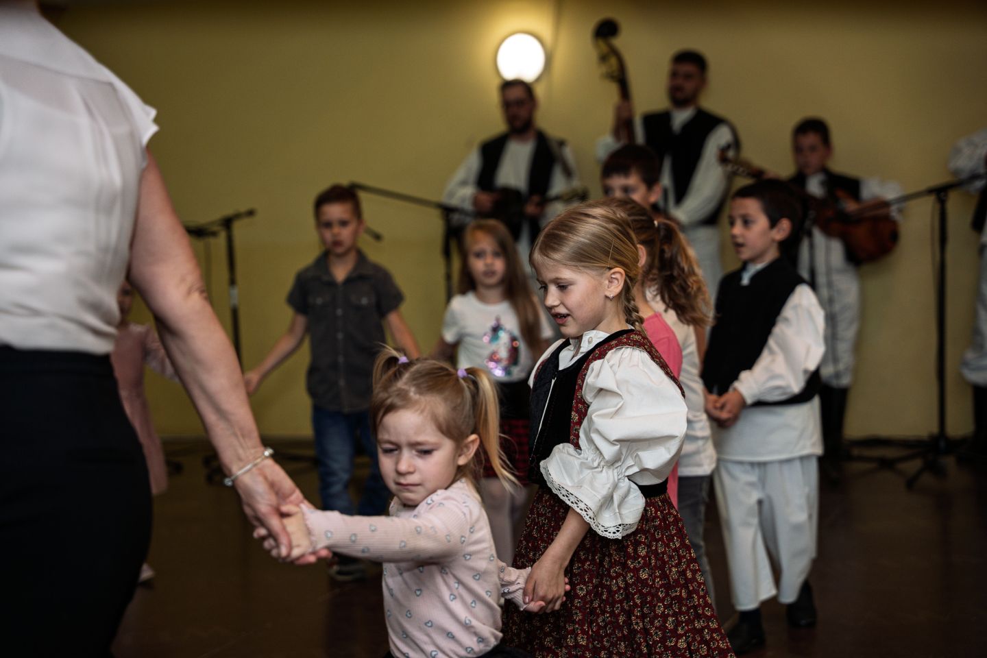 ‘MAJCI NA DAR’ Deset godina dječje folklorne radosti u Donjem Vidovcu (8) ‘MAJCI NA DAR’ Deset godina dječje folklorne radosti u Donjem Vidovcu (8)