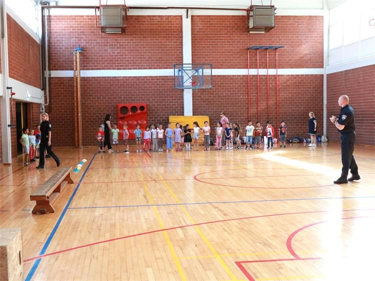 MALA ŠKOLA POLICIJE Predškolci iz Pribislavca upoznali rad policije (13)