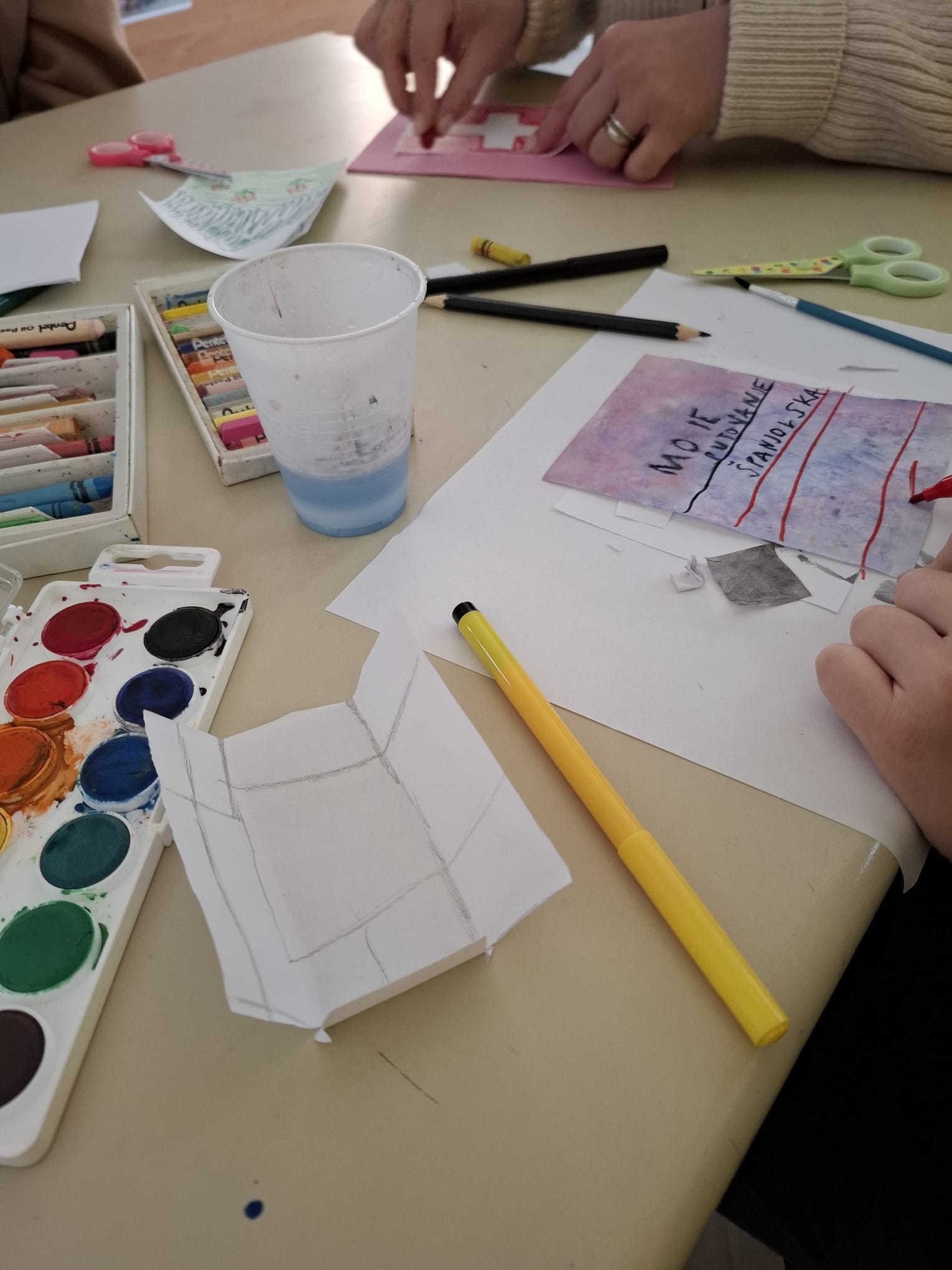 MALA SUBOTICA Djeca su „putovala svijetom“ i izradila vlastite putovnice snova  (2)