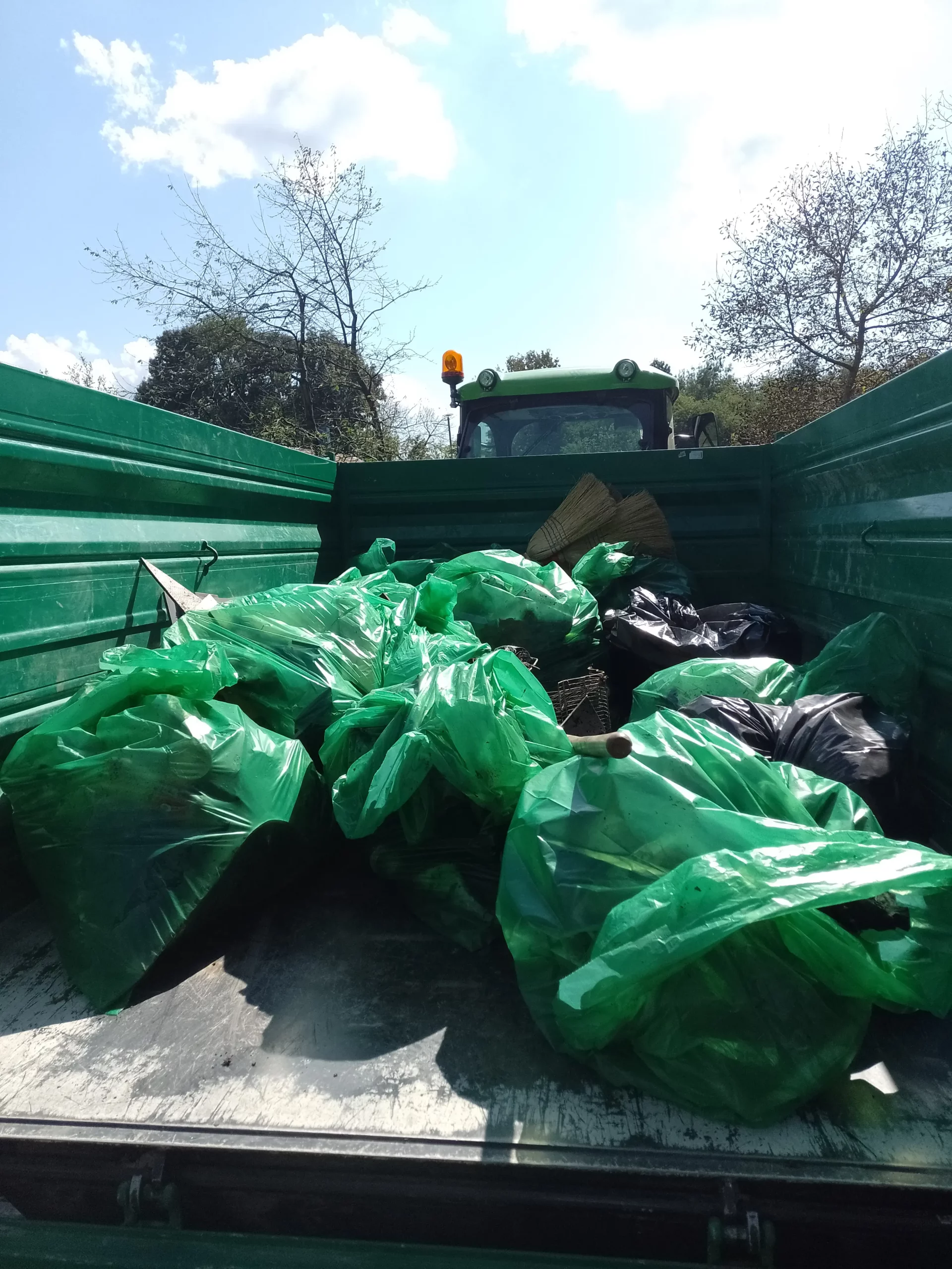 MALA SUBOTICA Pridružili se globalnoj akciji čišćenja Prikupljeno 327 kg otpada (3) MALA SUBOTICA Pridružili se globalnoj akciji čišćenja Prikupljeno 327 kg otpada (3)