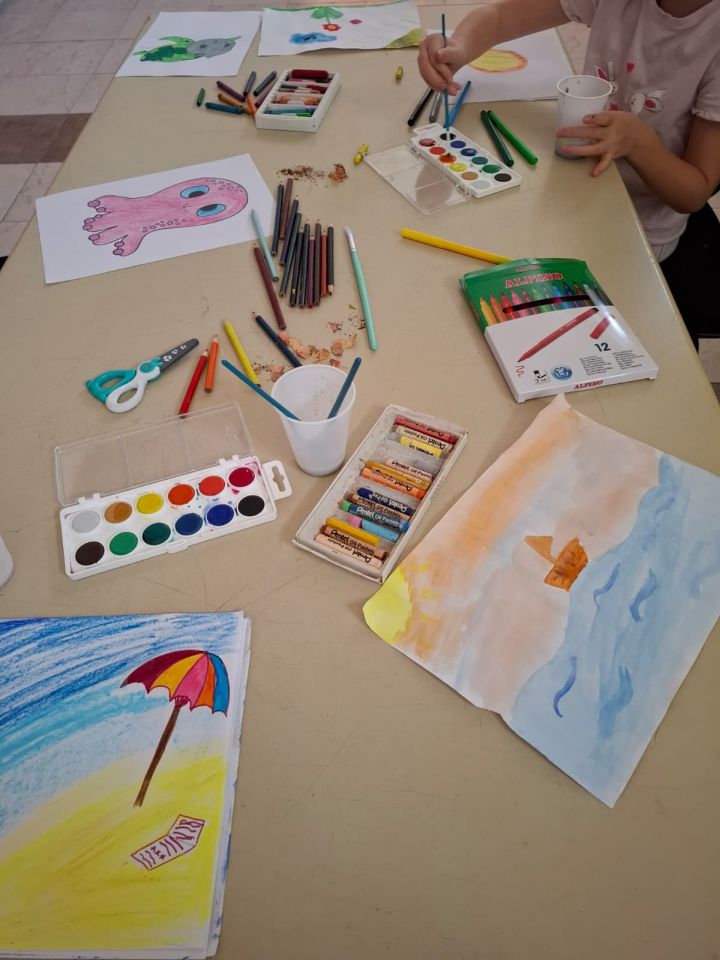 MALA SUBOTICA Umjetnost povezala djecu i odrasle kroz morske motive (2) MALA SUBOTICA Umjetnost povezala djecu i odrasle kroz morske motive (2)