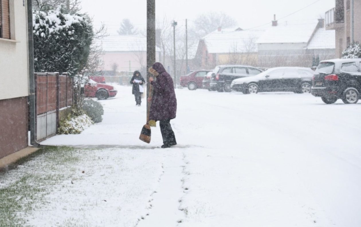 MALA SUBOTICA Zimski ugođaj dao poseban pečat blagoslovu kuća (2) MALA SUBOTICA Zimski ugođaj dao poseban pečat blagoslovu kuća (2)