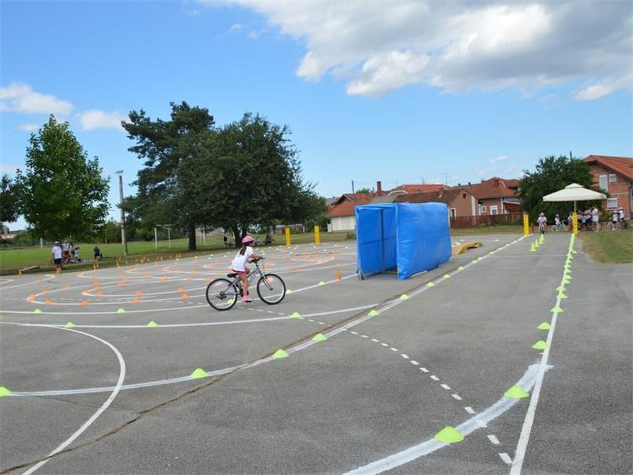 MALI BICIKLISTI NA POLIGONU Dječja biciklijada u Pretetincu spojila zabavu i edukaciju (3)
