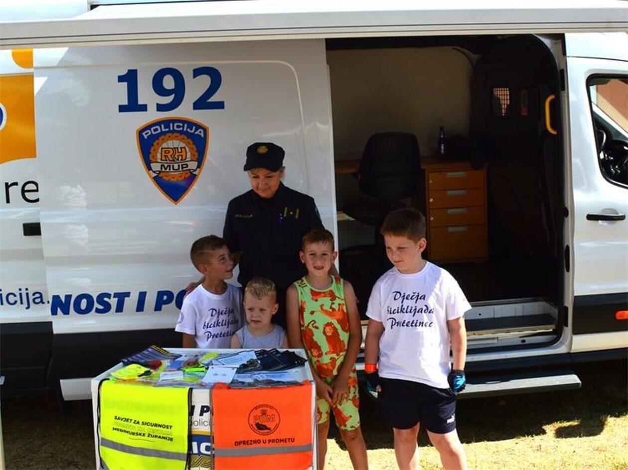 MALI BICIKLISTI NA POLIGONU Dječja biciklijada u Pretetincu spojila zabavu i edukaciju (6)