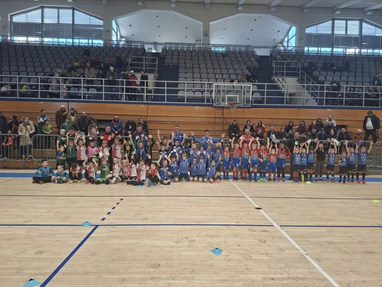 MALI NOGOMETAŠI Održan 24. susret Zabavne lige vrtića u Čakovcu (23) MALI NOGOMETAŠI Održan 24. susret Zabavne lige vrtića u Čakovcu (23)