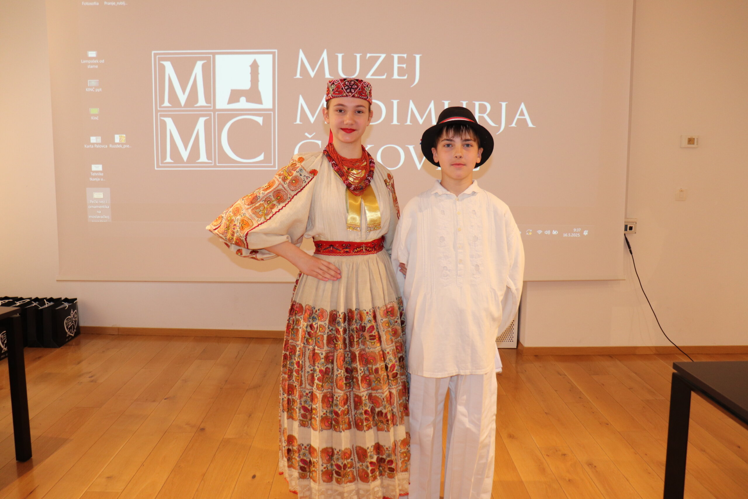 MALI SKOLSKI KUSTOSI (13) MALI SKOLSKI KUSTOSI (13)