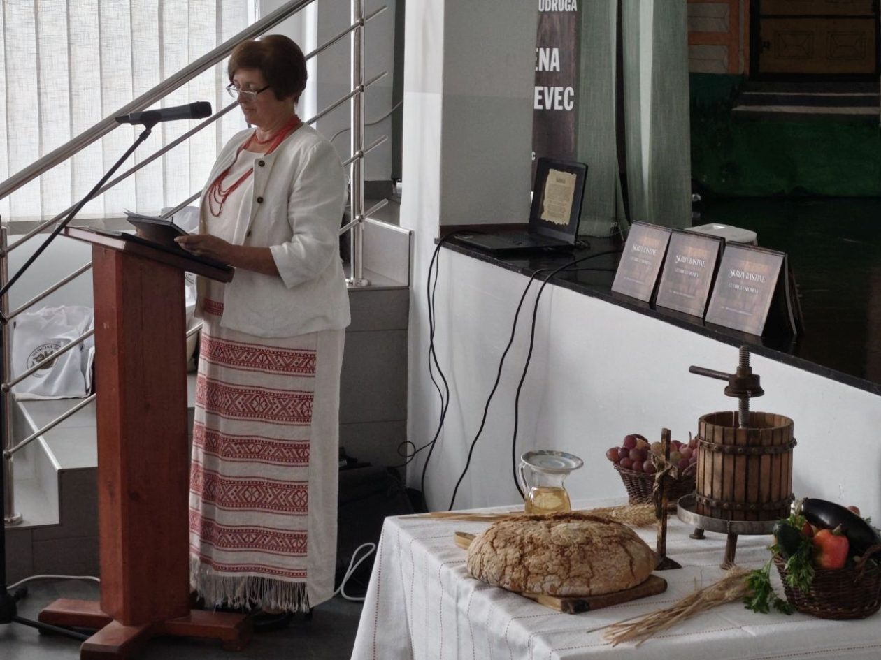 MAMIČINA ŠKRIJA U Gornjem Kraljevcu proslavljena uz novu knjigu baštine (10)