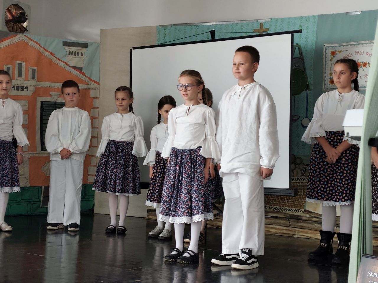 MAMIČINA ŠKRIJA U Gornjem Kraljevcu proslavljena uz novu knjigu baštine (2)