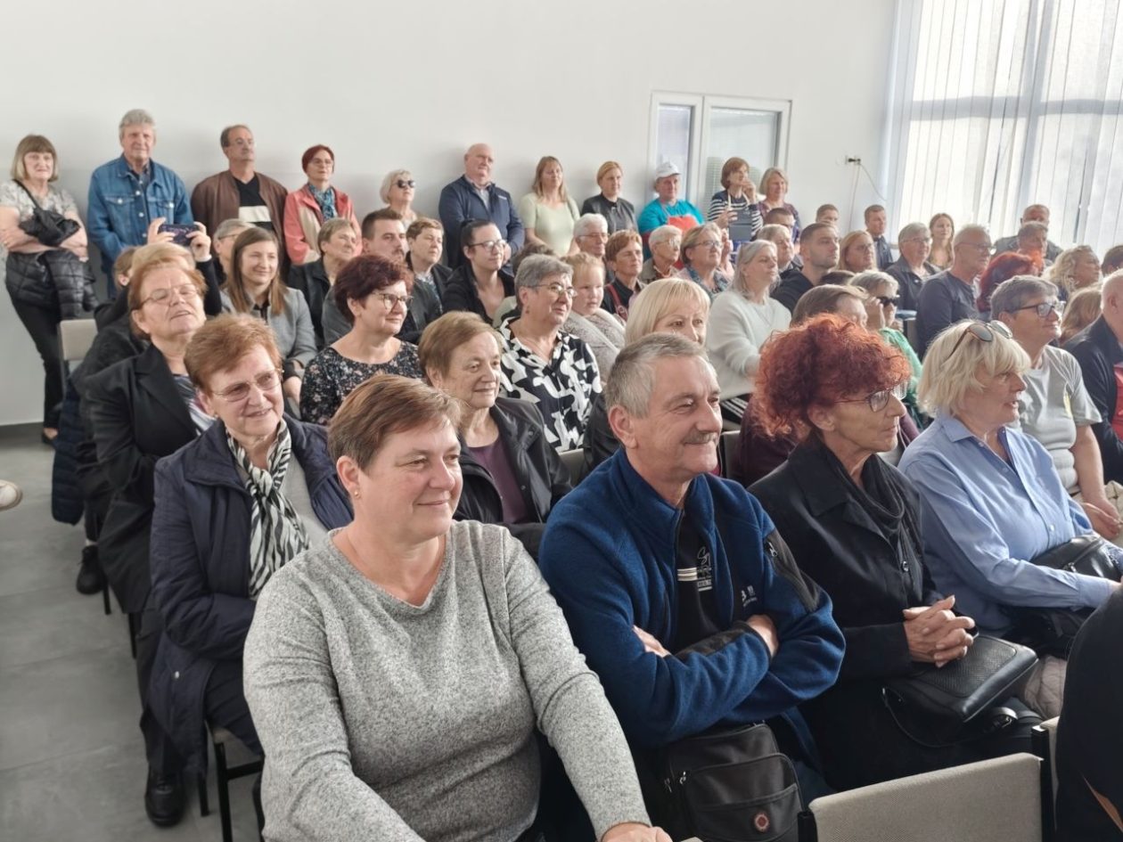 MAMIČINA ŠKRIJA U Gornjem Kraljevcu proslavljena uz novu knjigu baštine (22)