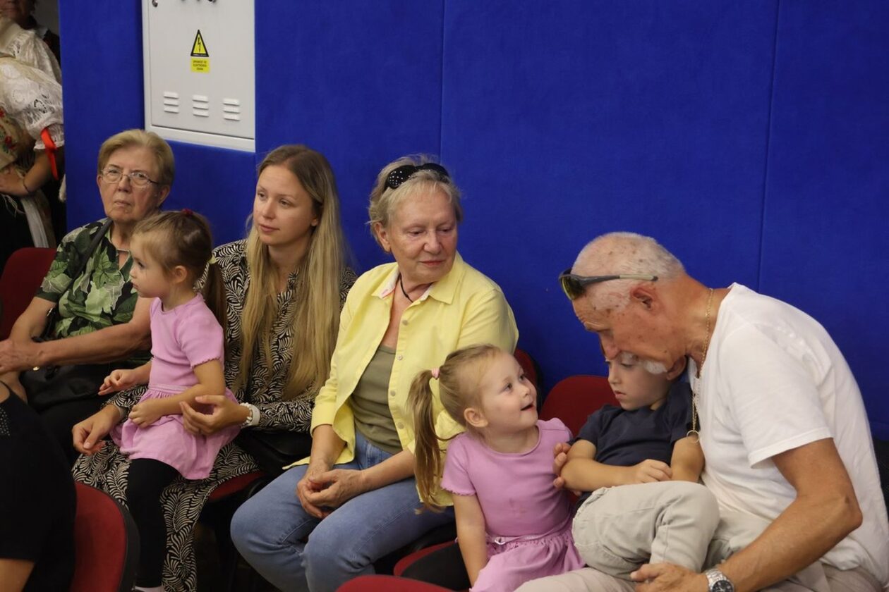 MEĐUNARODNI SUSRET Strahoninec ugostio folkloraše iz Hrvatske i susjednih zemalja (13)