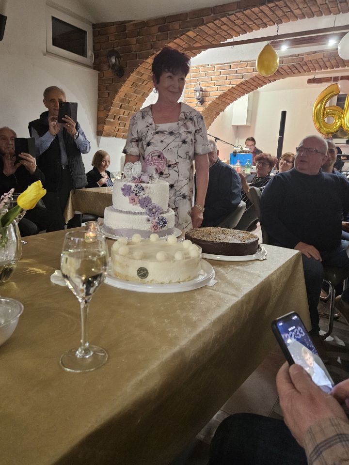 MELITA KOVAČIĆ Slavljenica u Gornjem Kuršancu proslavila 60. rođendan uz prijatelje i pjesmu (1)