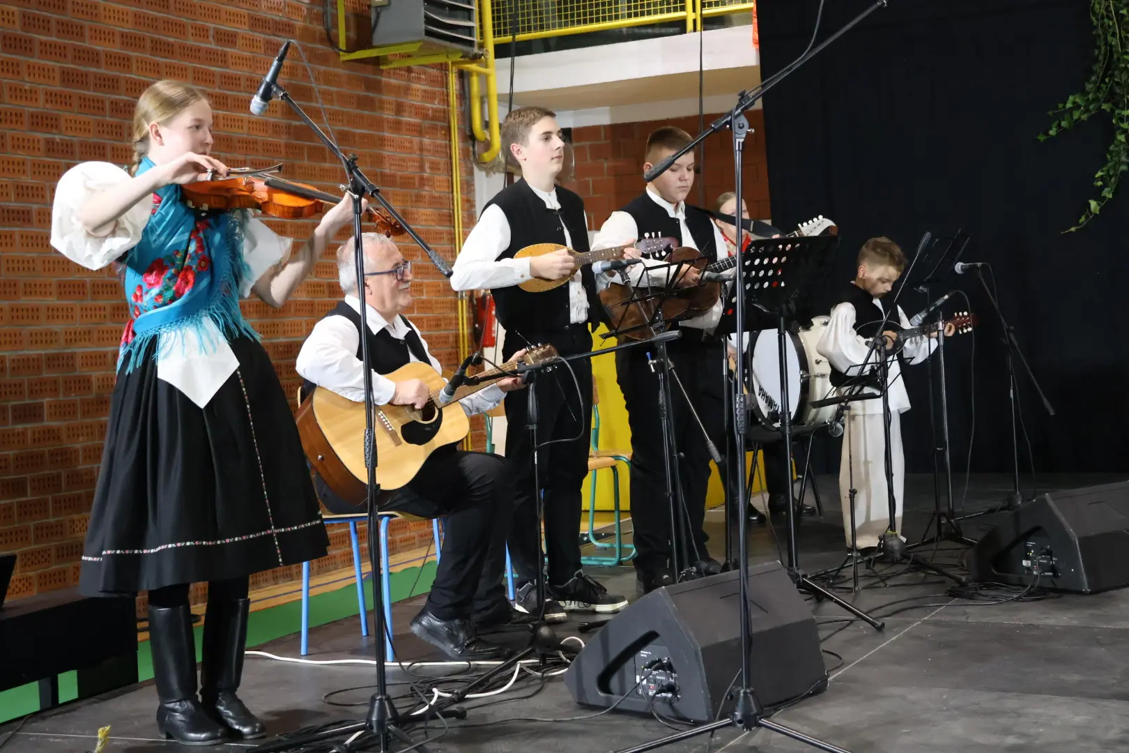 MEMORIJAL “DECA, MOJA DECA” Teta Liza (76)