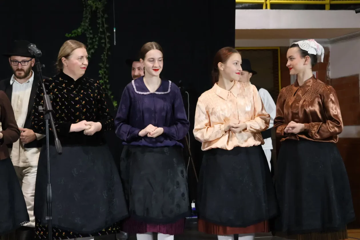 MEMORIJAL “DECA, MOJA DECA” Teta Liza (90)