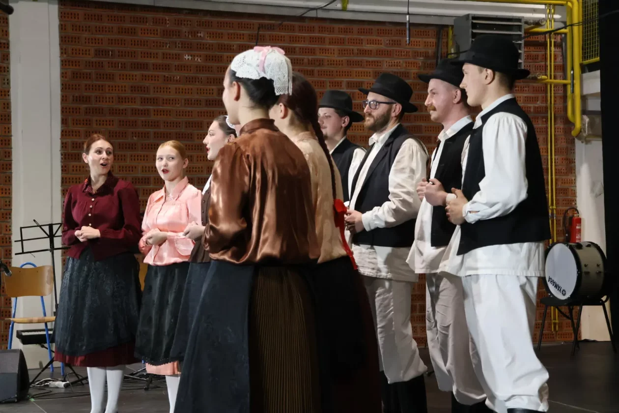 MEMORIJAL “DECA, MOJA DECA” Teta Liza (93)