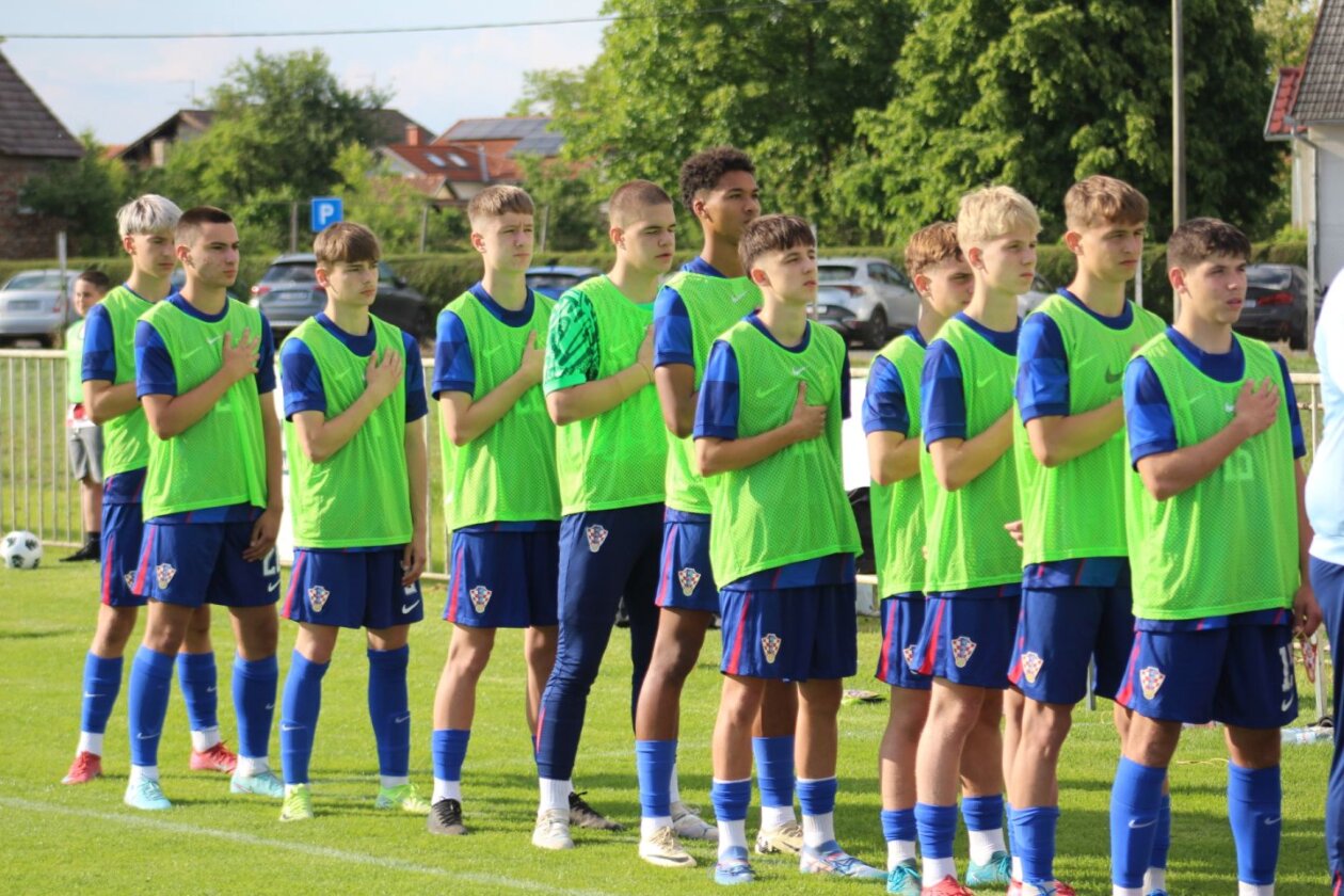 MEMORIJAL ‘VLATKO MARKOVIĆ’ Hrvatska U-15 slavila protiv Švicarske na otvaranju turnira (15) MEMORIJAL ‘VLATKO MARKOVIĆ’ Hrvatska U-15 slavila protiv Švicarske na otvaranju turnira (15)