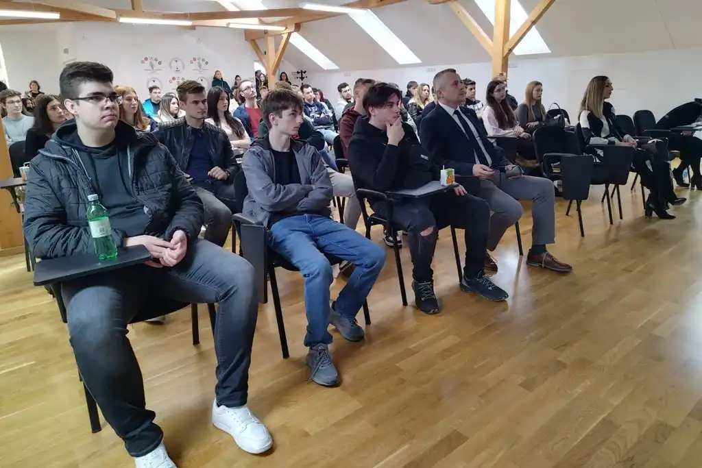 MEV Dan za maturante (11)