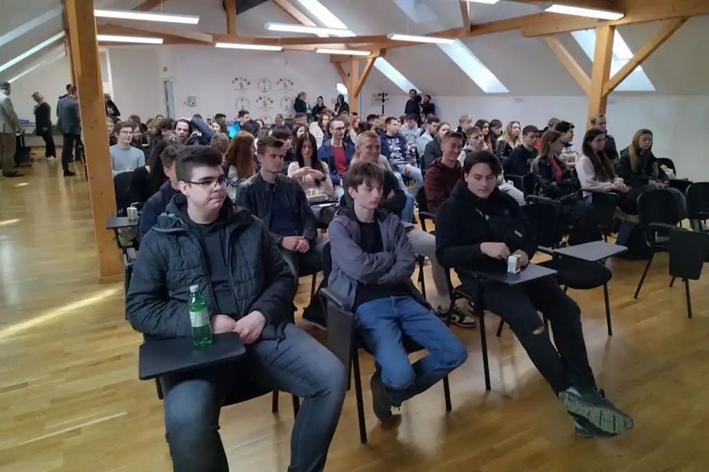 MEV Dan za maturante (7)