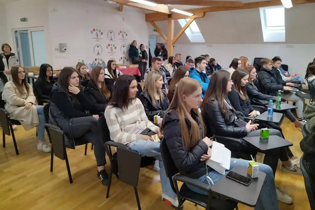 MEV Dan za maturante (8)