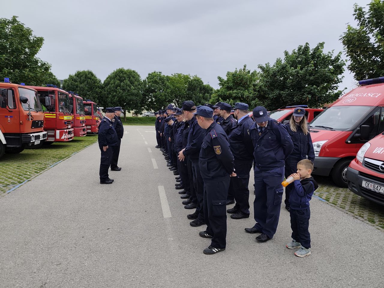 MIMOHOD VOZILA Defile kroz Čakovec obilježio kraj svibnja, mjeseca zaštite od požara (25)
