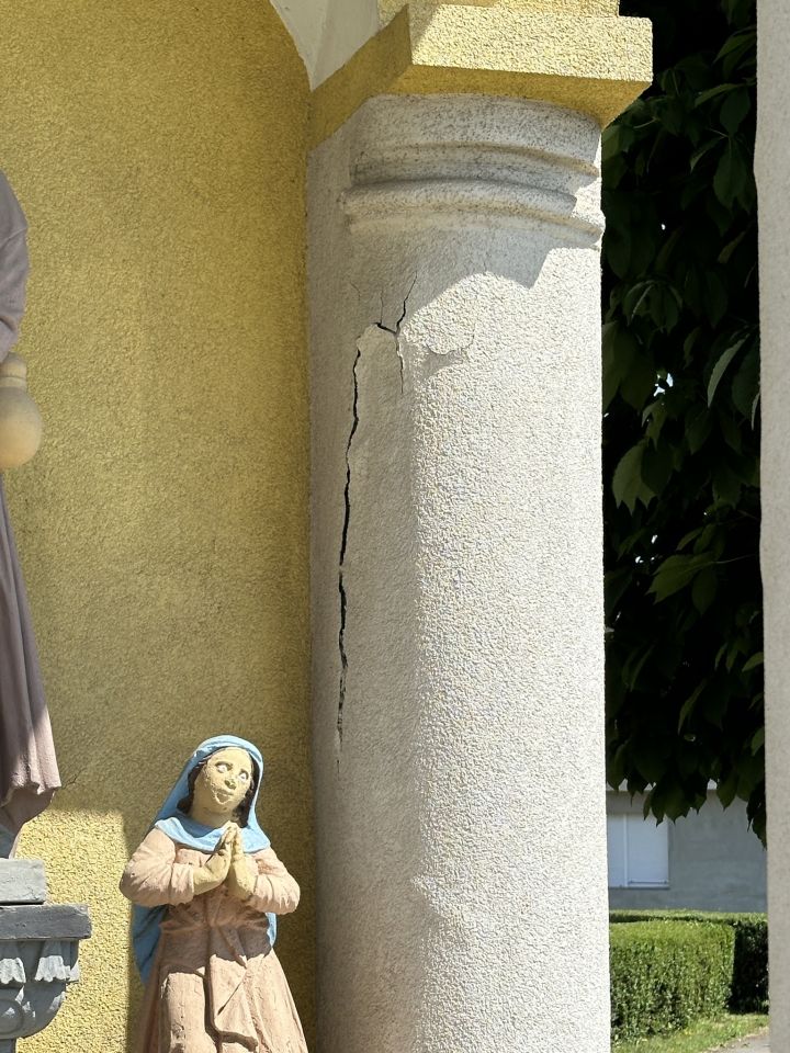 MINISTARSTVO ODOBRILO Za sanaciju crkve svetog Jurja u Trnju stiže 50 tisuća eura (4)