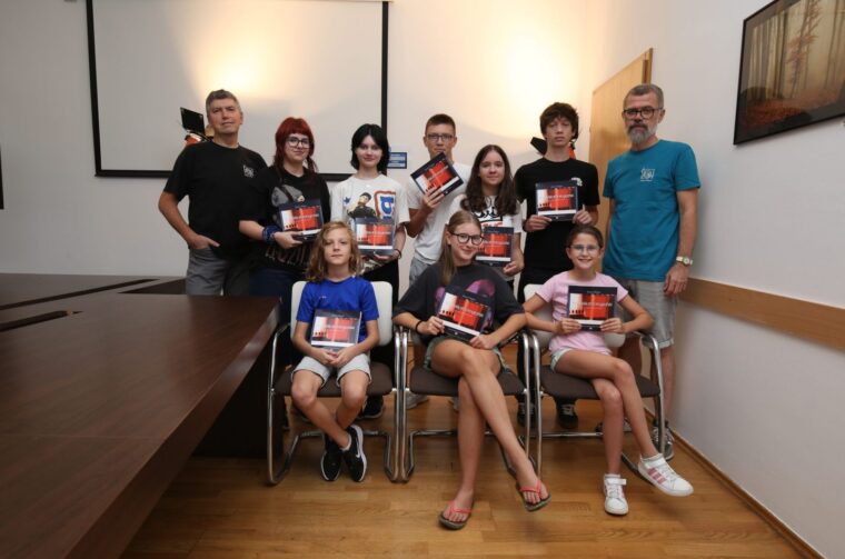 MLADI FOTOGRAFI Završila 7. Ljetna škola fotografije za djecu u Čakovcu (16)