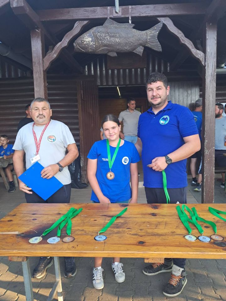 MLADI RIBIČI Održano peto kolo Lige Mladeži 2025. u ribolovu udicom na plovak (10) MLADI RIBIČI Održano peto kolo Lige Mladeži 2025. u ribolovu udicom na plovak (10)