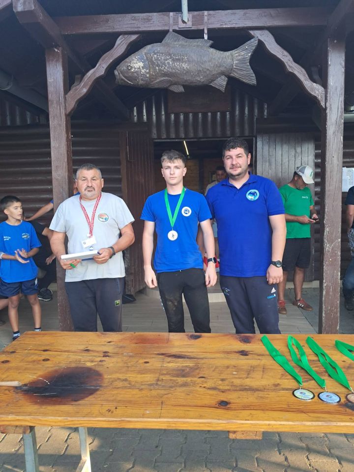 MLADI RIBIČI Održano peto kolo Lige Mladeži 2025. u ribolovu udicom na plovak (19) MLADI RIBIČI Održano peto kolo Lige Mladeži 2025. u ribolovu udicom na plovak (19)