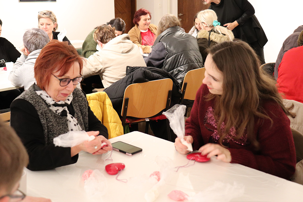 MMČ Humana Nova (22) MMČ Humana Nova (22)