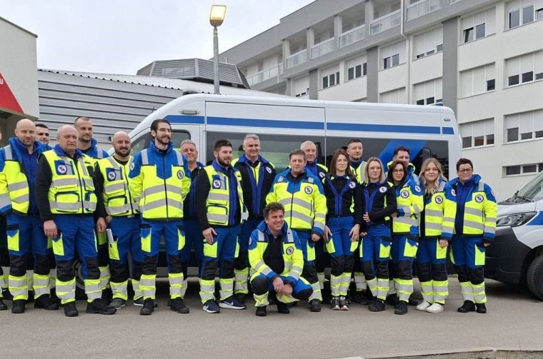 MODERNIZACIJA SLUŽBE Zavod za hitnu medicinu uvodi novi izgled sanitetskog prijevoza (3) MODERNIZACIJA SLUŽBE Zavod za hitnu medicinu uvodi novi izgled sanitetskog prijevoza (3)
