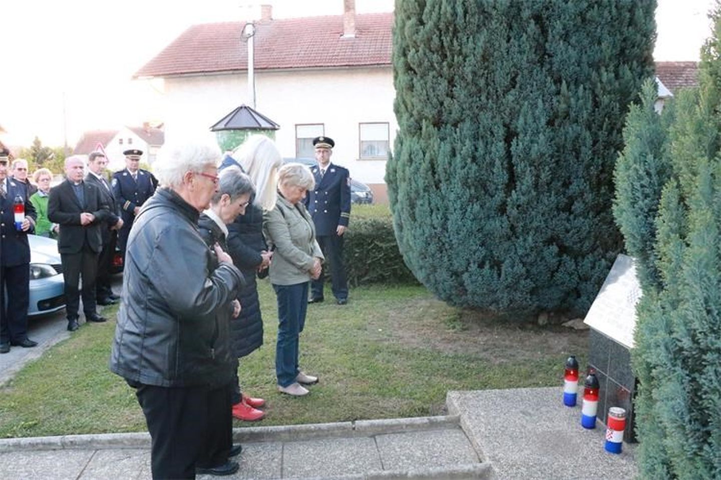 MOLITVA ZA ČUVARE MIRA Policija proslavila Dan policije i 12 godina kapelanije sv. Franje (1)