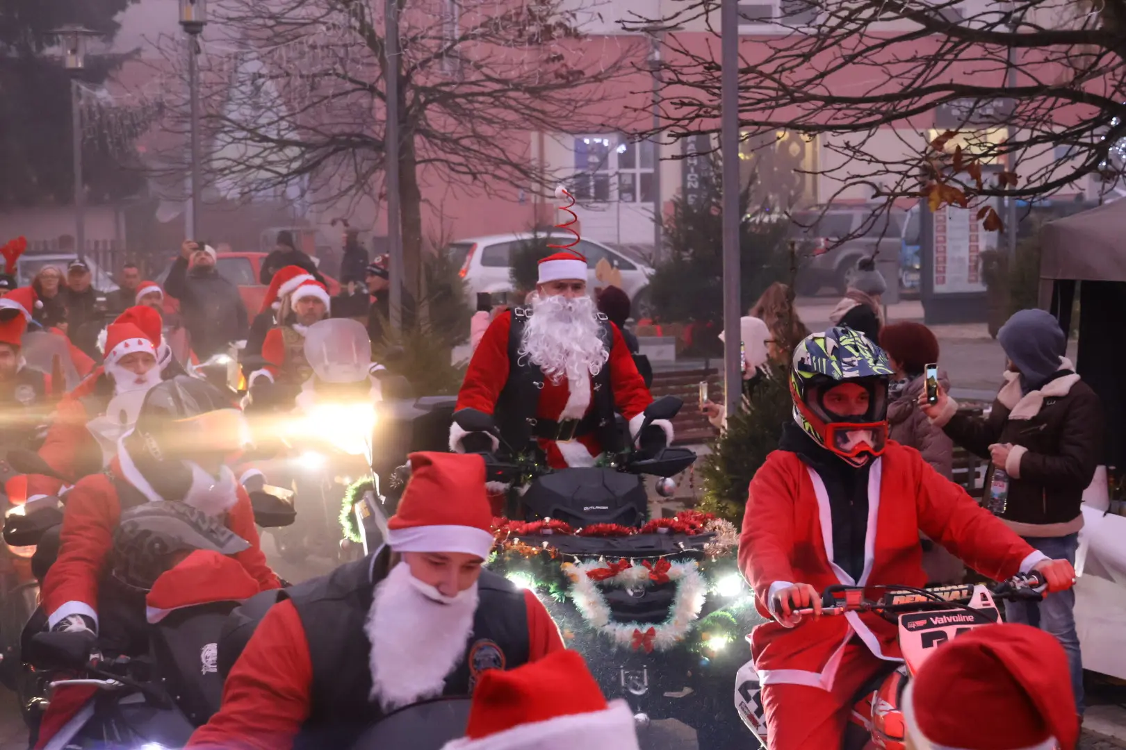 MOTO MRAZOVI PRELOG (17) MOTO MRAZOVI PRELOG (17)