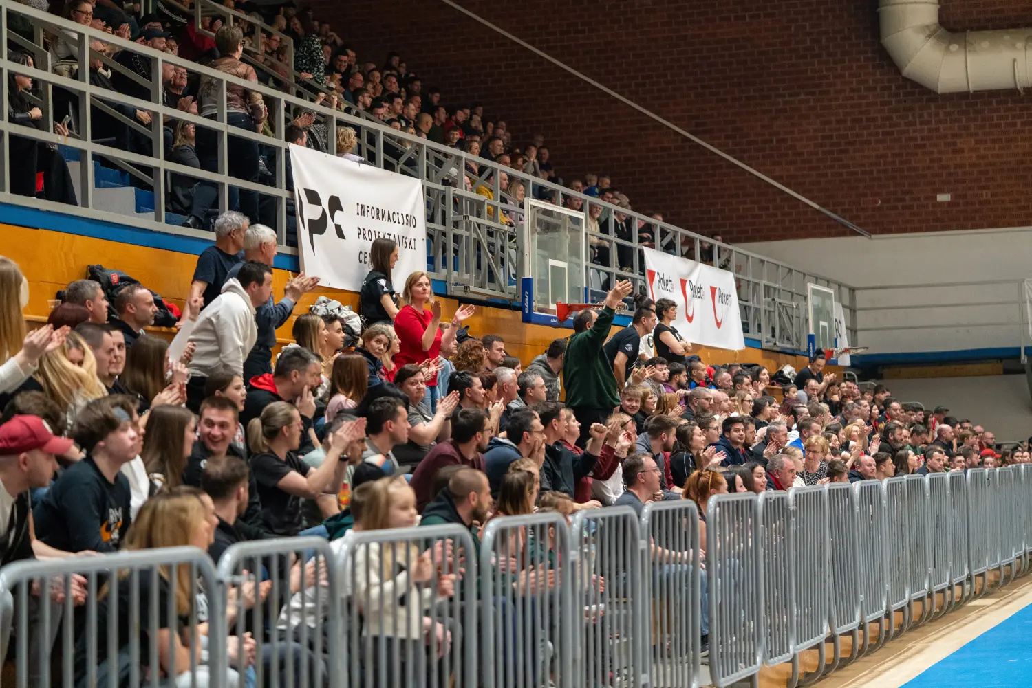 MRK Čakovec, RK NEXE, 3. kolo – Paket24, Premijer liga, Liga za prvaka (54) MRK Čakovec, RK NEXE, 3. kolo – Paket24, Premijer liga, Liga za prvaka (54)